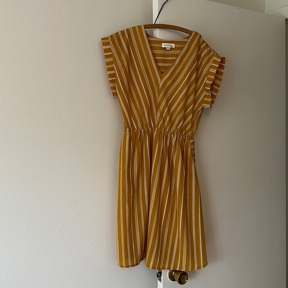 Yellow dress